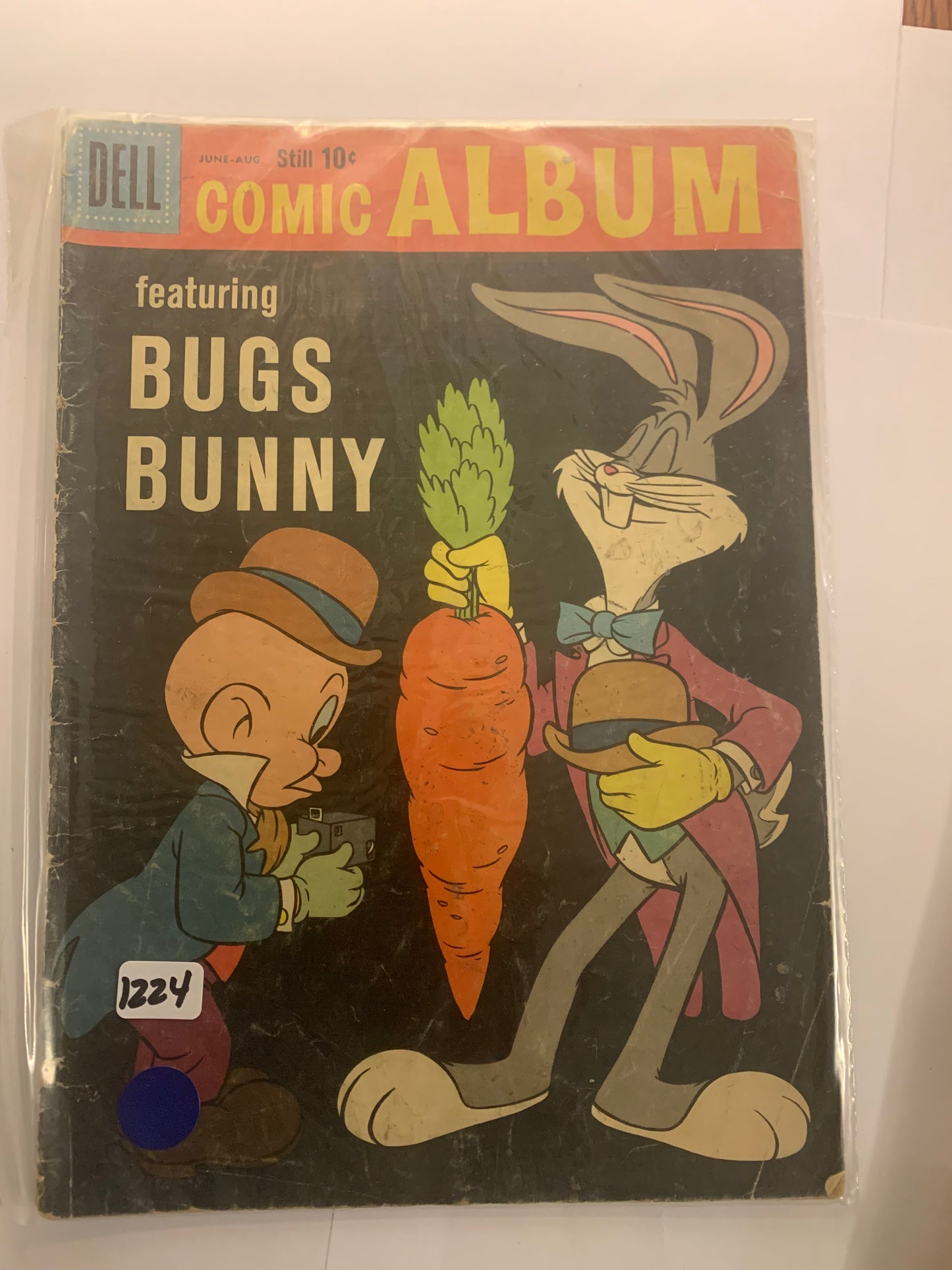 DELL COMIC ALBUM FEATURING BUGS BUNNY COMIC