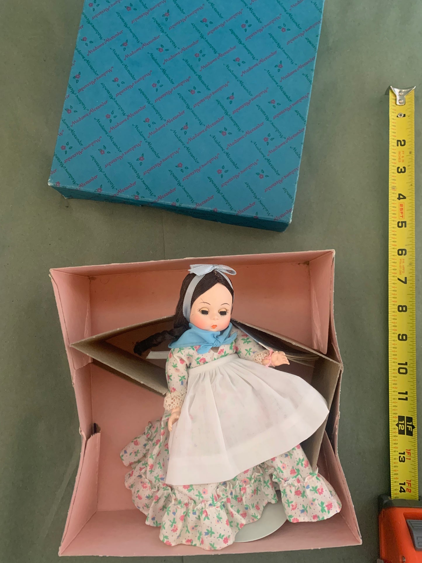 #571 MADAME ALEXANDER DOLL-ARGENTINA