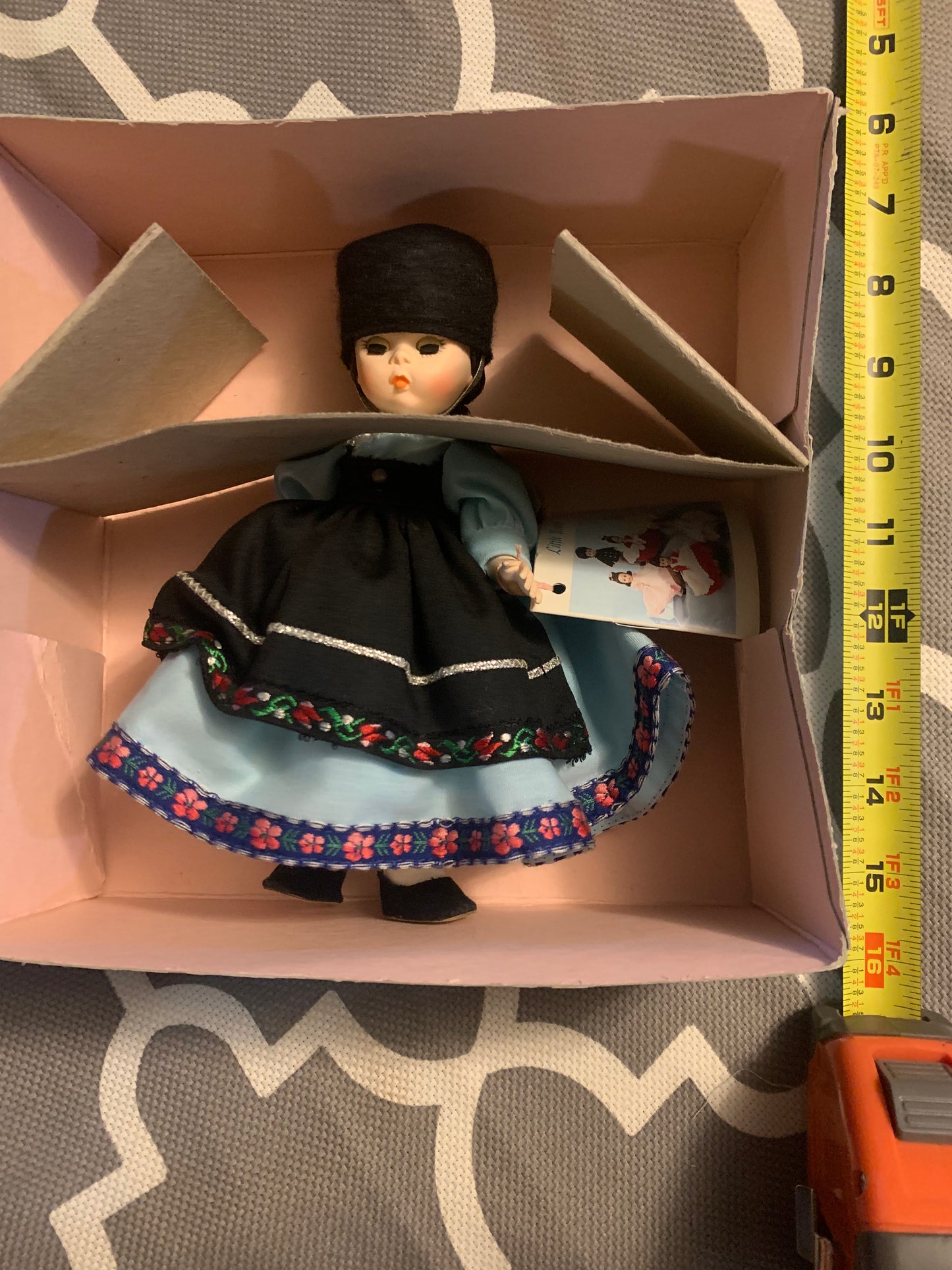 #586 MADAME ALEXANDER DOLL-ROMANIA