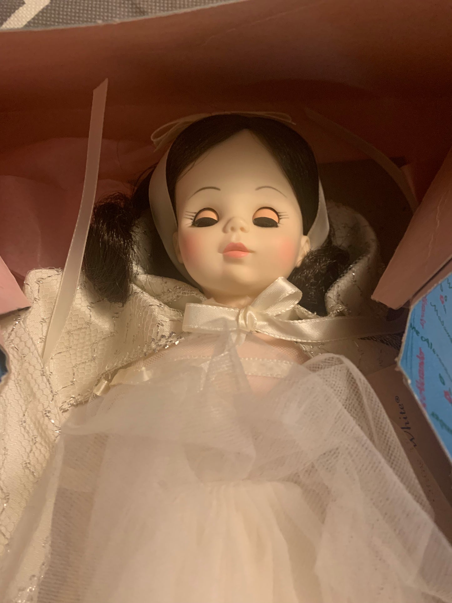 #1555 Madame Alexander Doll-Snow White