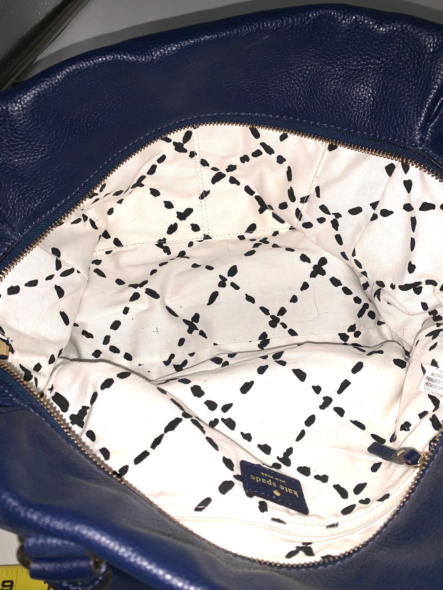 HANDBAG-KATE SPADE NAVY MEDIUM